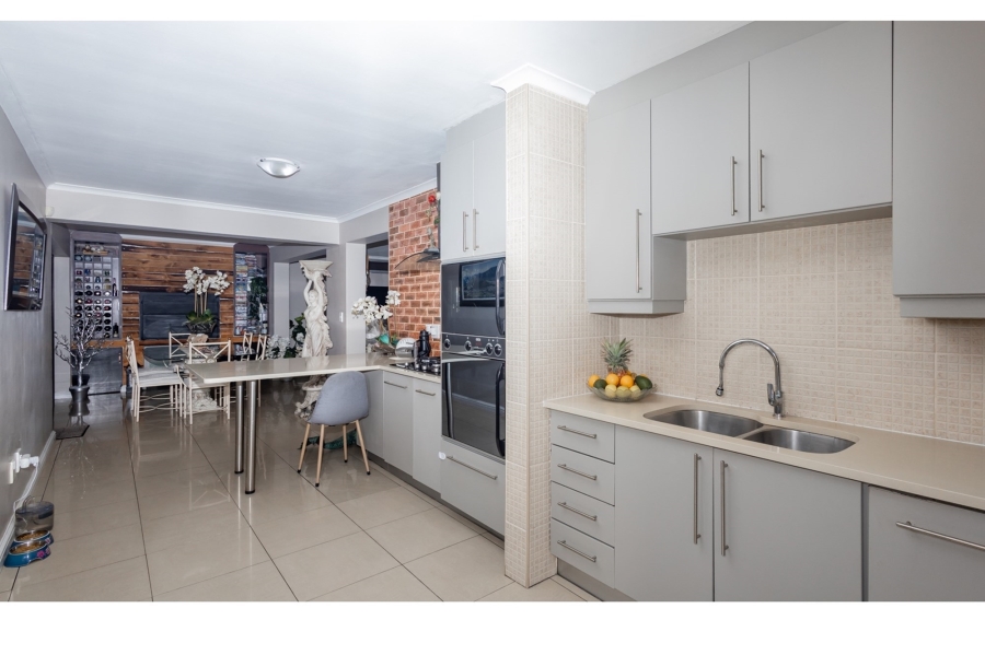 3 Bedroom Property for Sale in Brackenfell South Western Cape